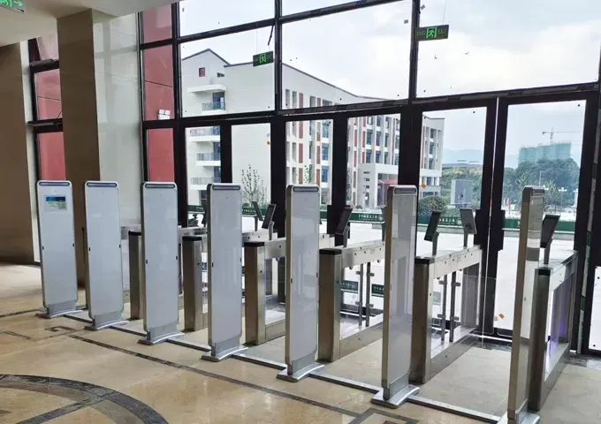 Cykeo RFID Portal Gate Scenario