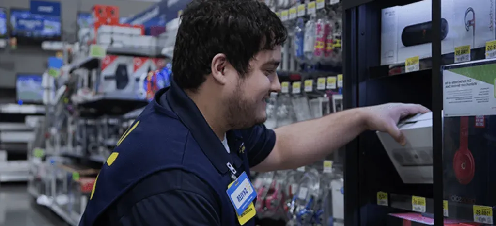RFID Technology Transforming Retail: Enhancing ... RFID Technology Transforming Retail: Enhancing ...