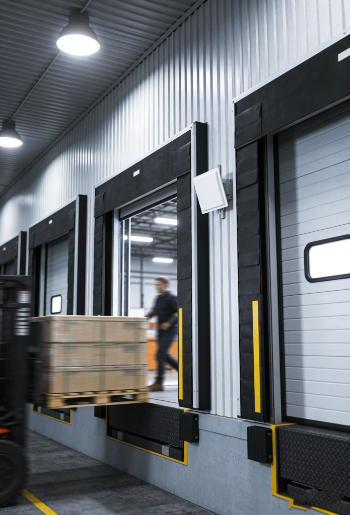 fixed rfid reader scanning pallets at loading dock