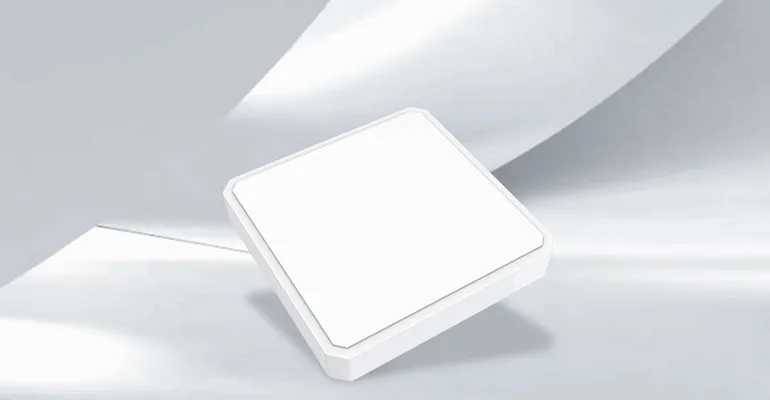   UHFLong Range RFID Reader