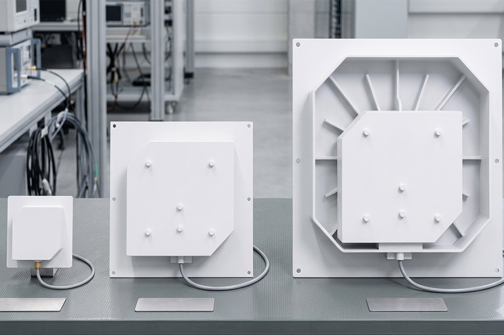 How to Match RFID Reader with the Right Antenna: A Practical Guide for RFID System Integrators 1 Comparison of RFID antenna gain levels for different UHF RFID applications